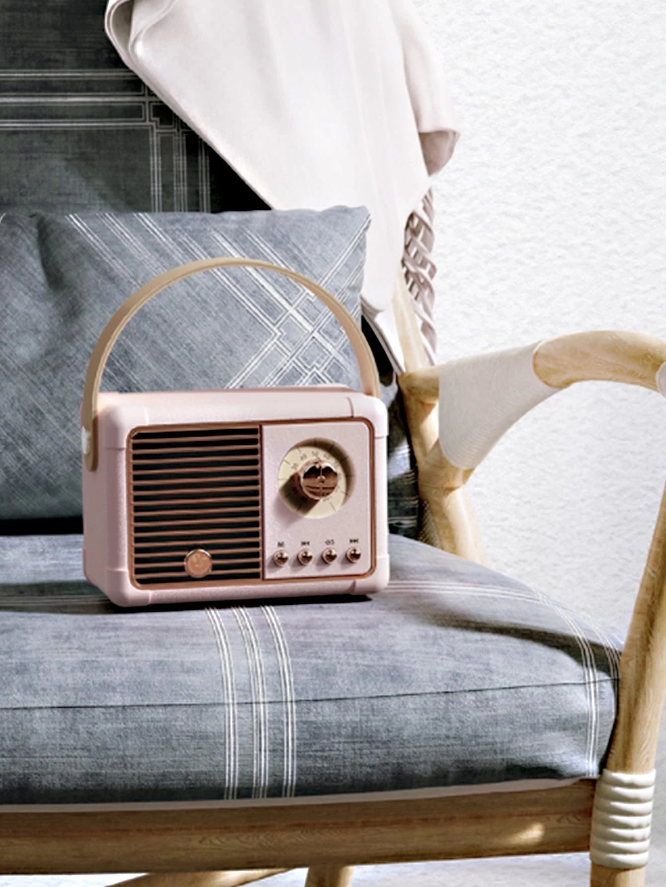 1Pc Vintage Portable Speaker